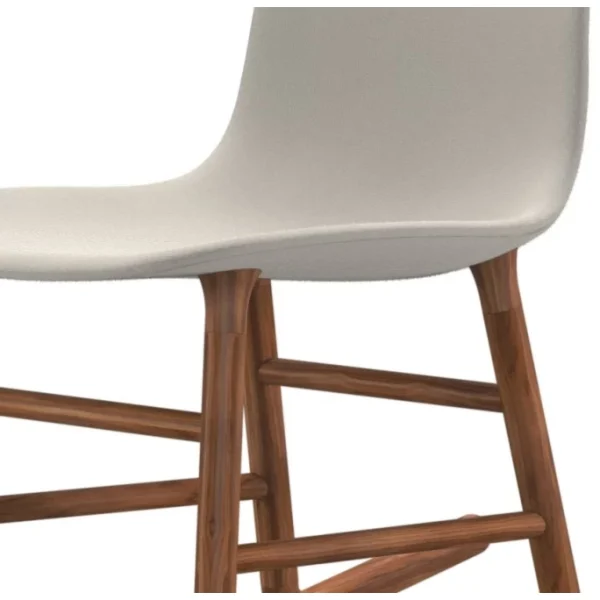 Normann Copenhagen Normann Rocking Walnut Schaukelstuhl Textil-gepolstert – H 73 X B 47 X T 67 Cm – White 5