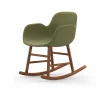Normann Copenhagen Normann Rocking Walnut Schaukelstuhl Textil-gepolstert Breeze – H 73 X B 56 X T 67 Cm – Green – 4803 17